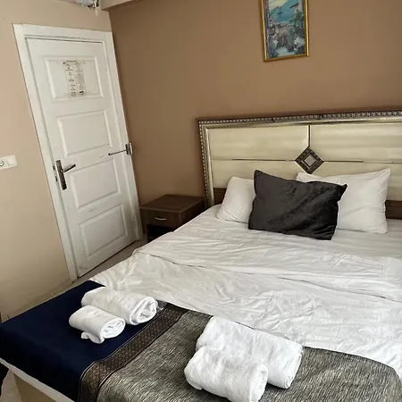 Sultana Premier * 伊斯坦布尔